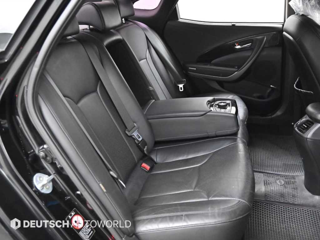 HYUNDAI Grandeur - Vista 12