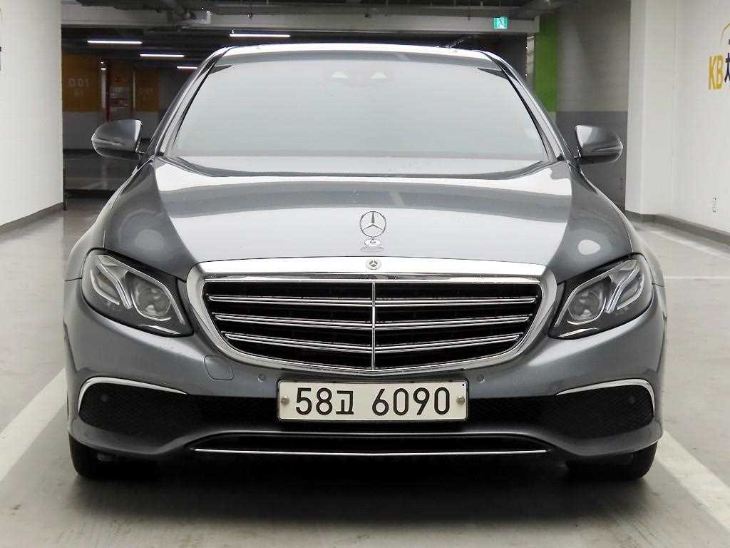 Mercedes Benz E class 2017 Gris - Importación desde Corea - HF Imports Iquique - Foto 1