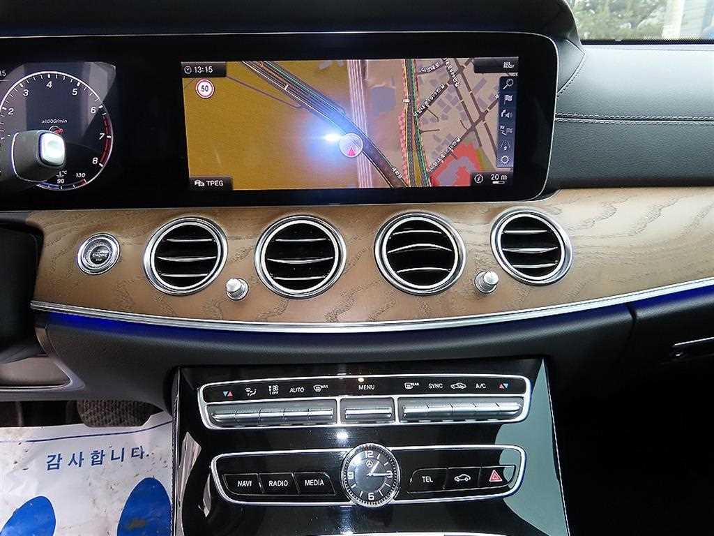 Mercedes Benz E class 2019 Blanco - Importación desde Corea - HF Imports Iquique - Foto 14