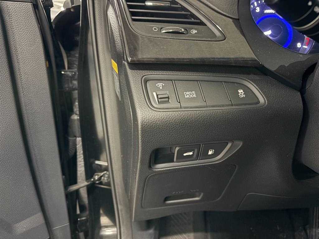 HYUNDAI Grandeur - Vista 9