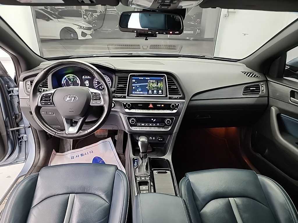HYUNDAI Sonata - Vista 7