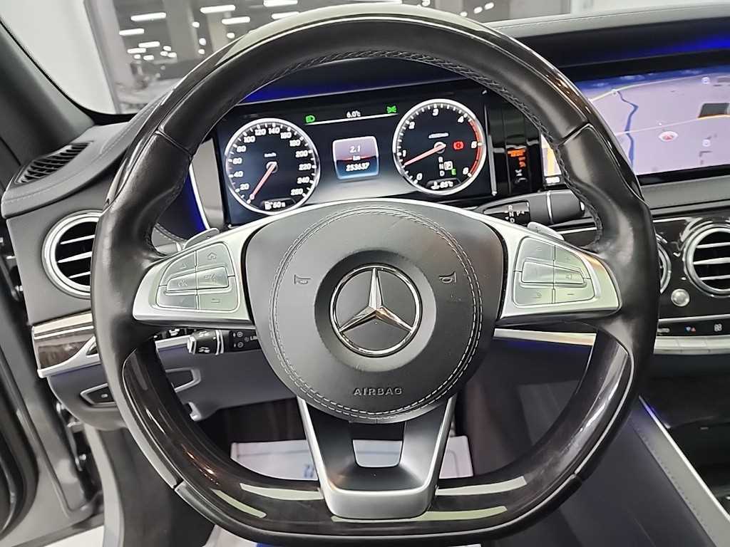 Mercedes Benz S Class - Vista 9