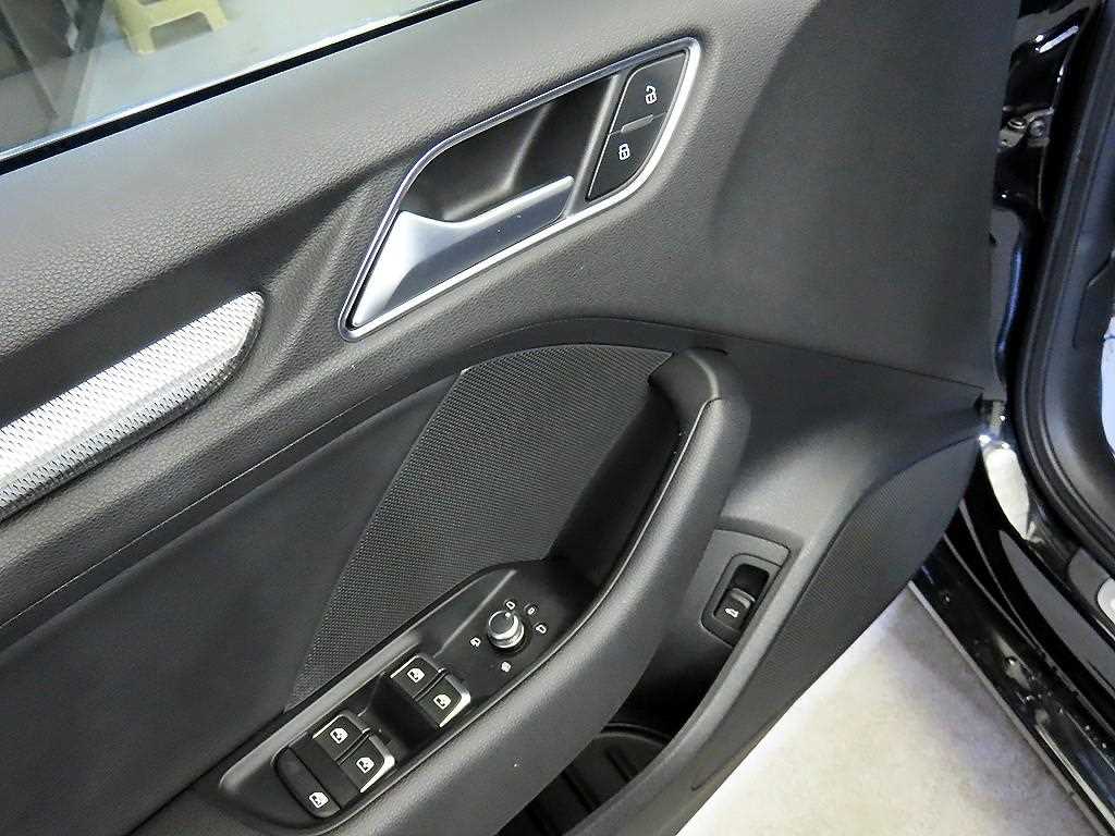 Audi A3 2018 Negro - Importación desde Corea - HF Imports Iquique - Foto 13