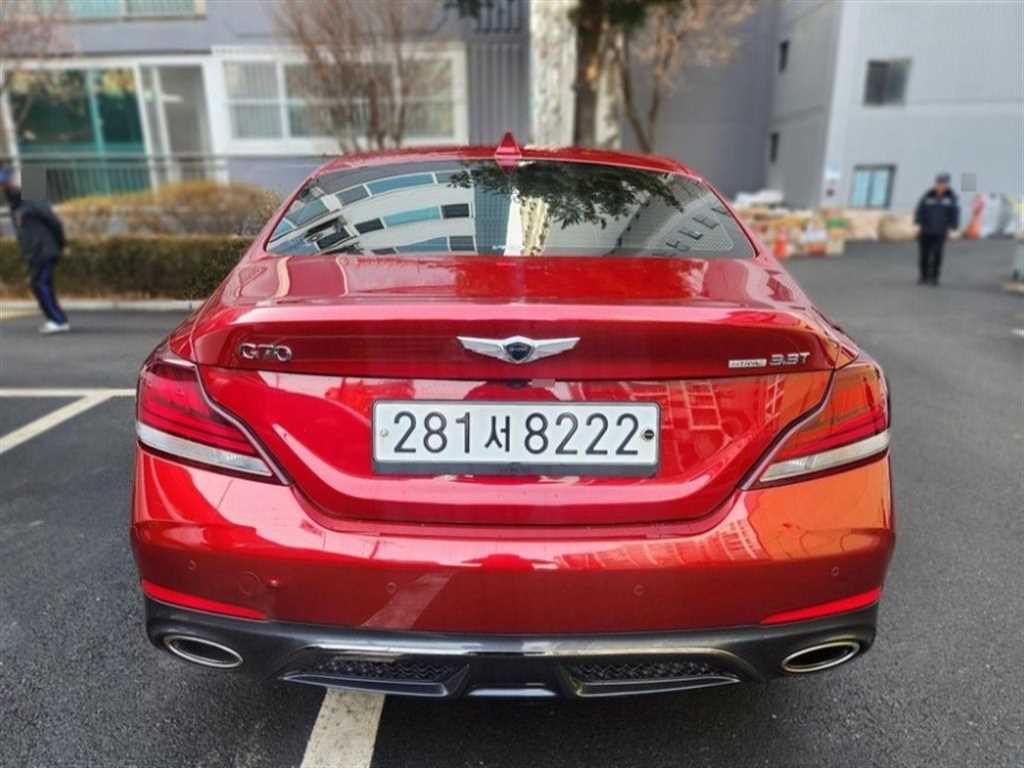 Genesis G70 - Vista 2