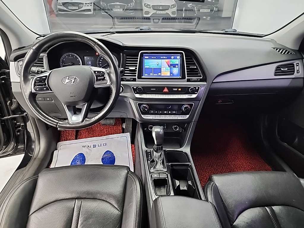 HYUNDAI Sonata - Vista 7
