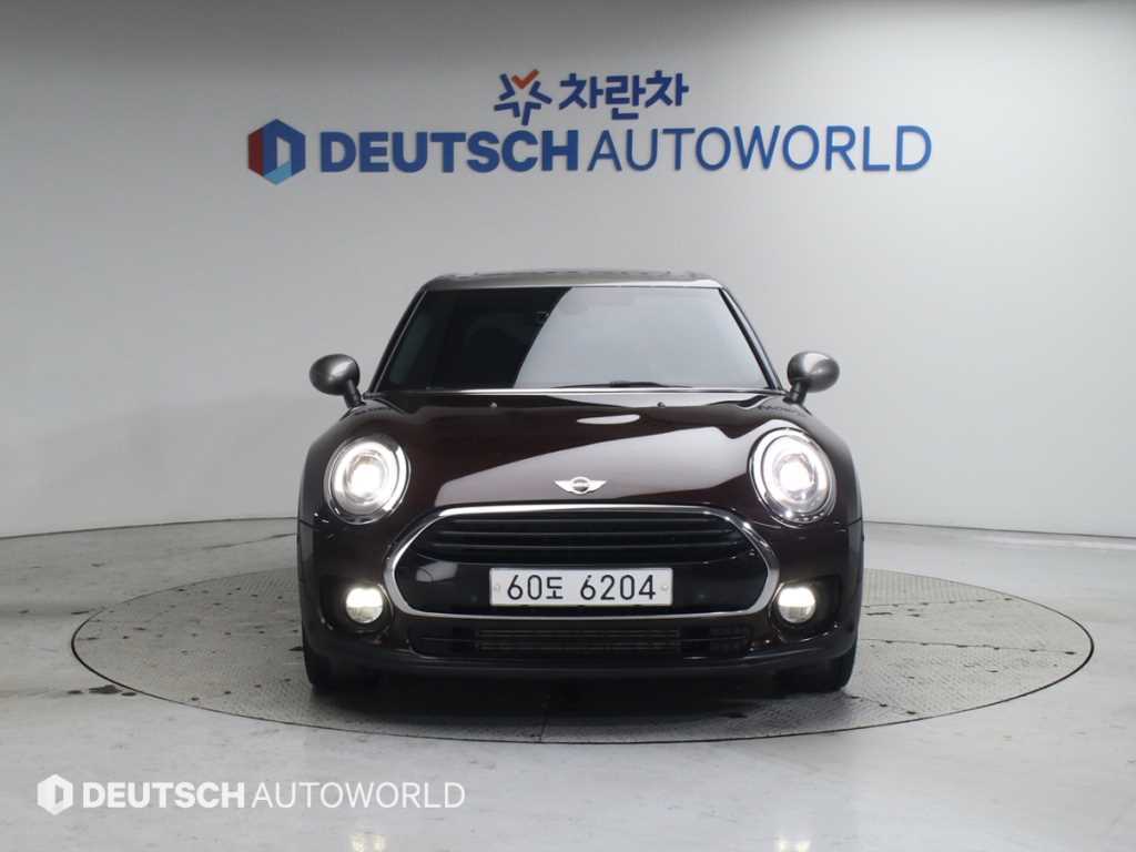 Mini Clubman - Vista 3