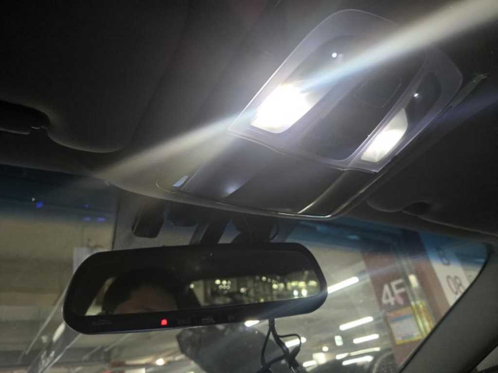 HYUNDAI Grandeur - Vista 9