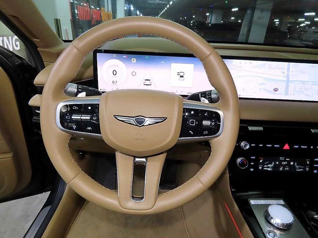 Genesis G80 - Vista 8