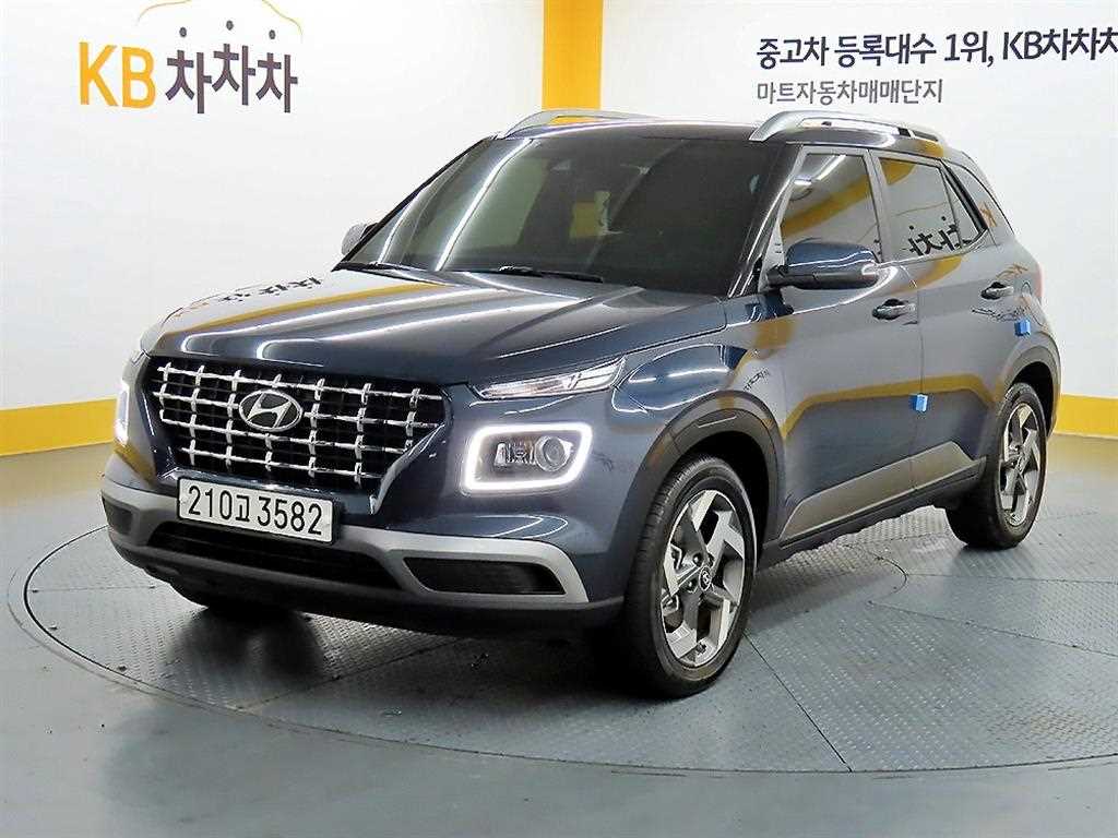 HYUNDAI Venue - Vista 2