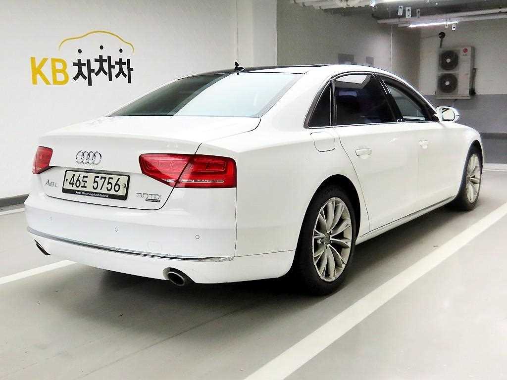 Audi A8 - Vista 4