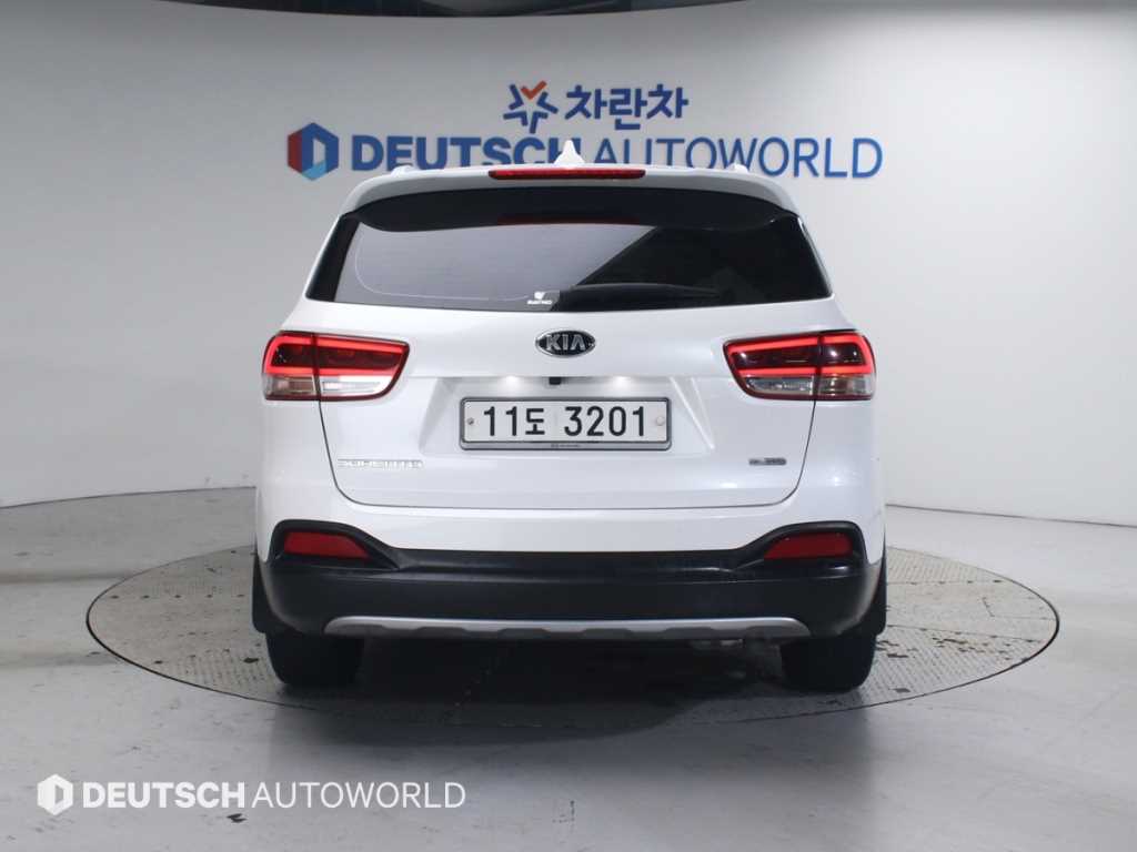 KIA Sorento - Vista 4