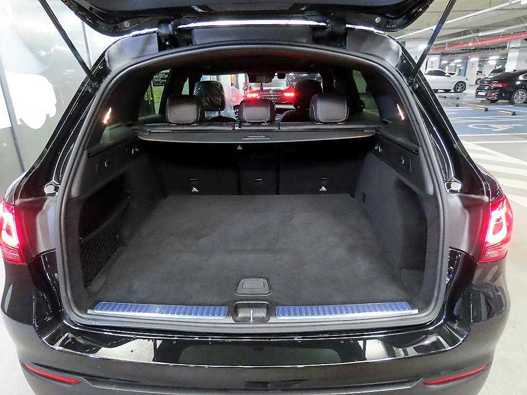 Mercedes Benz GLC Class 2021 Negro - Importación desde Corea - HF Imports Iquique - Foto 16