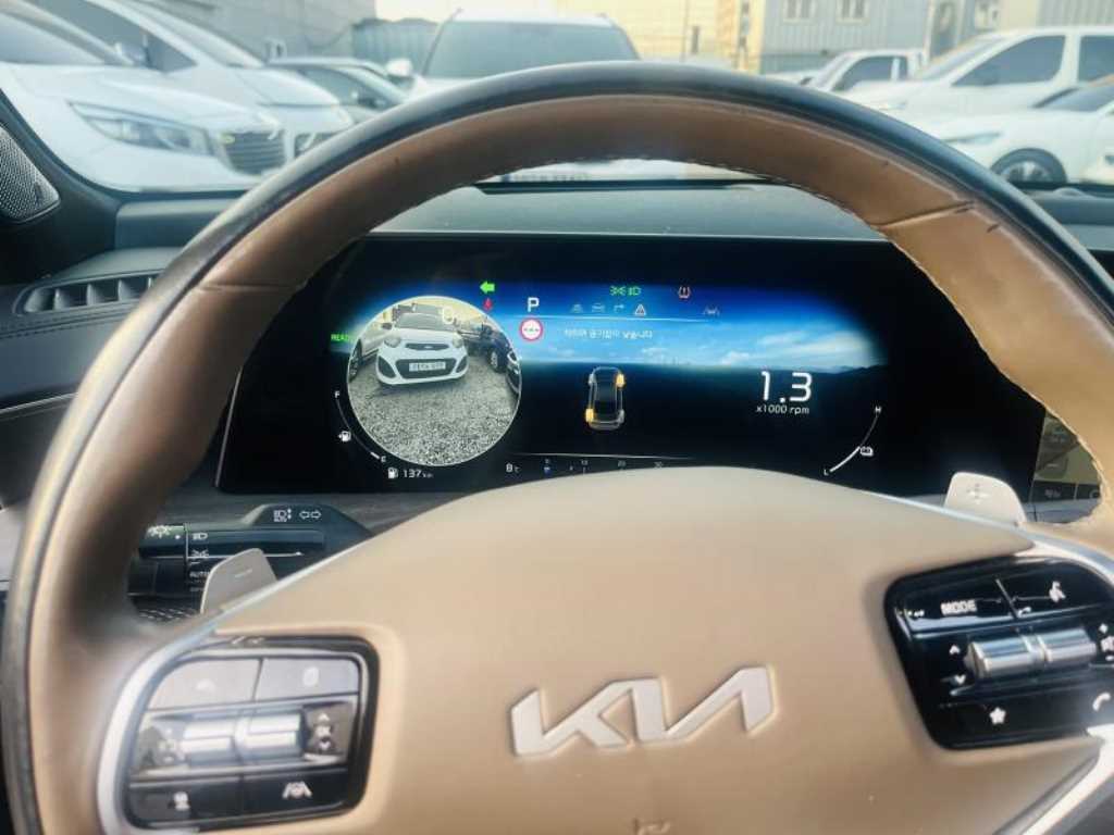 KIA K8 - Vista 8