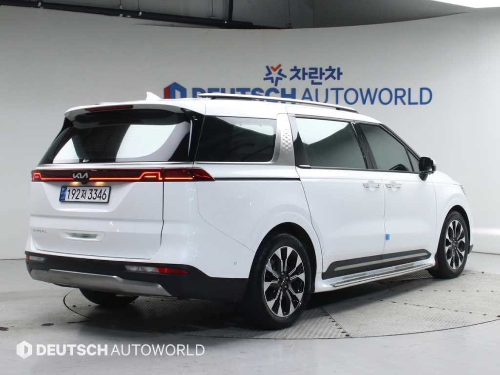 KIA Carnival - Vista 2