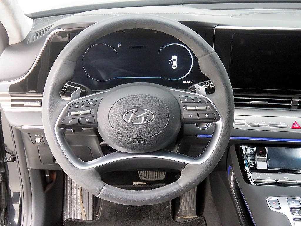 HYUNDAI Grandeur - Vista 11