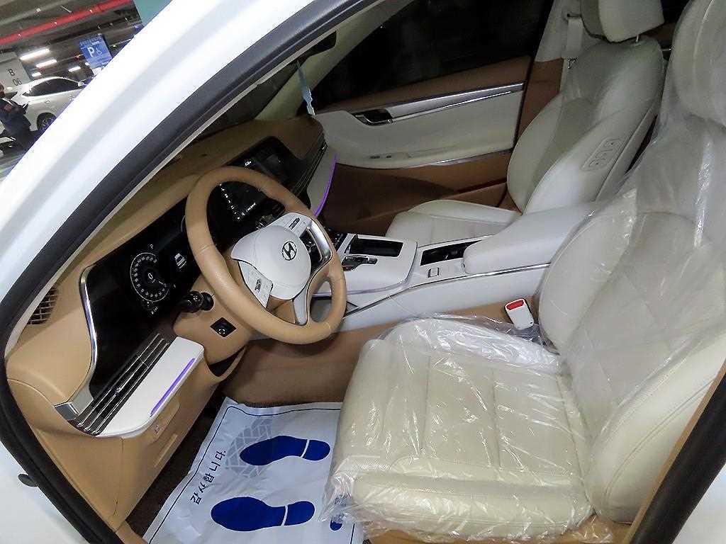 HYUNDAI Grandeur - Vista 7