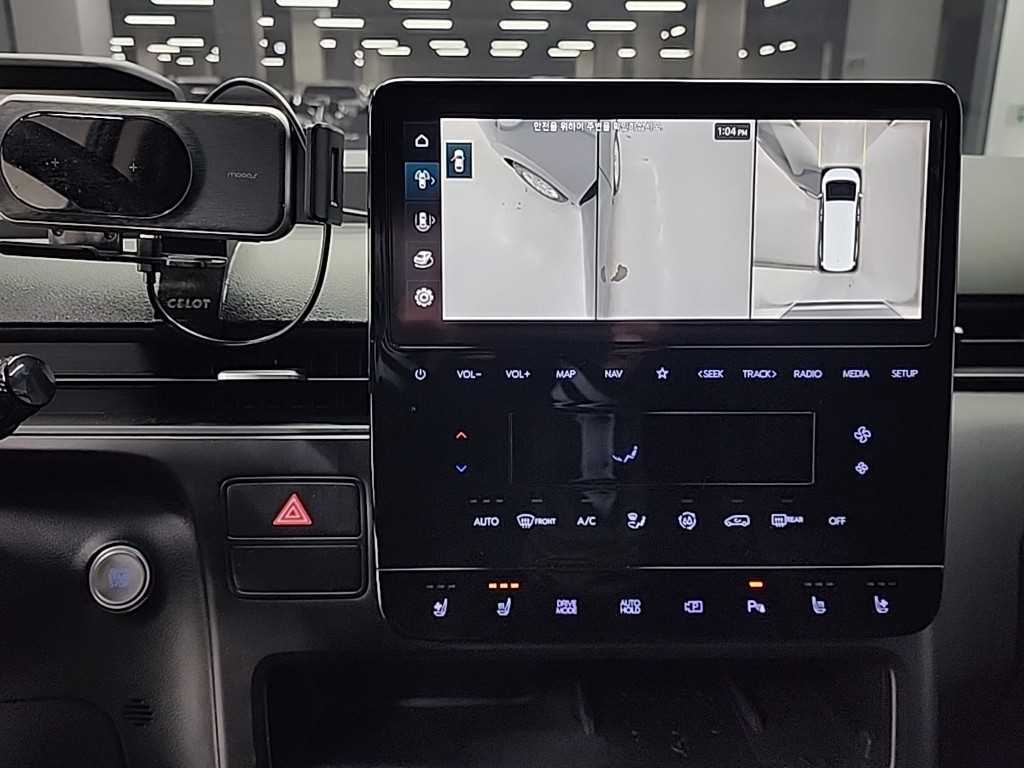 HYUNDAI Staria - Vista 10