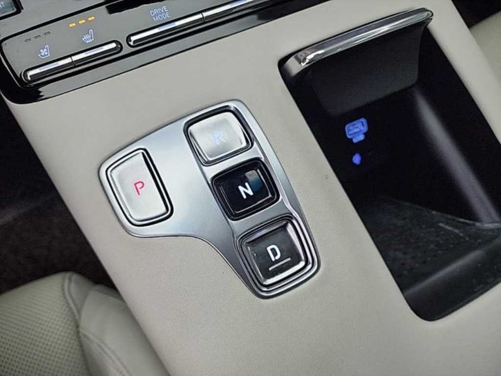 HYUNDAI Grandeur - Vista 5