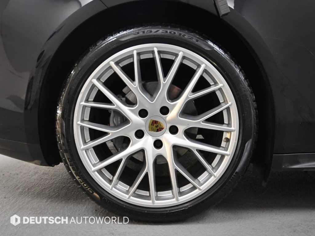 Porsche Panamera - Vista 5