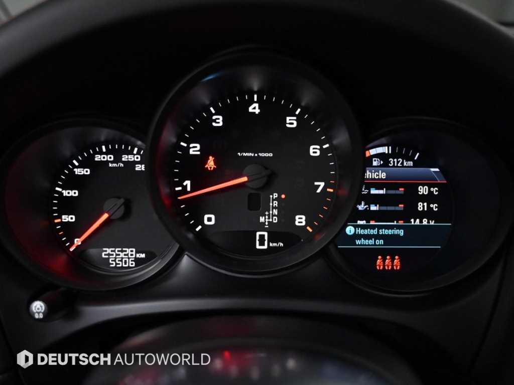 Porsche Macan - Vista 8