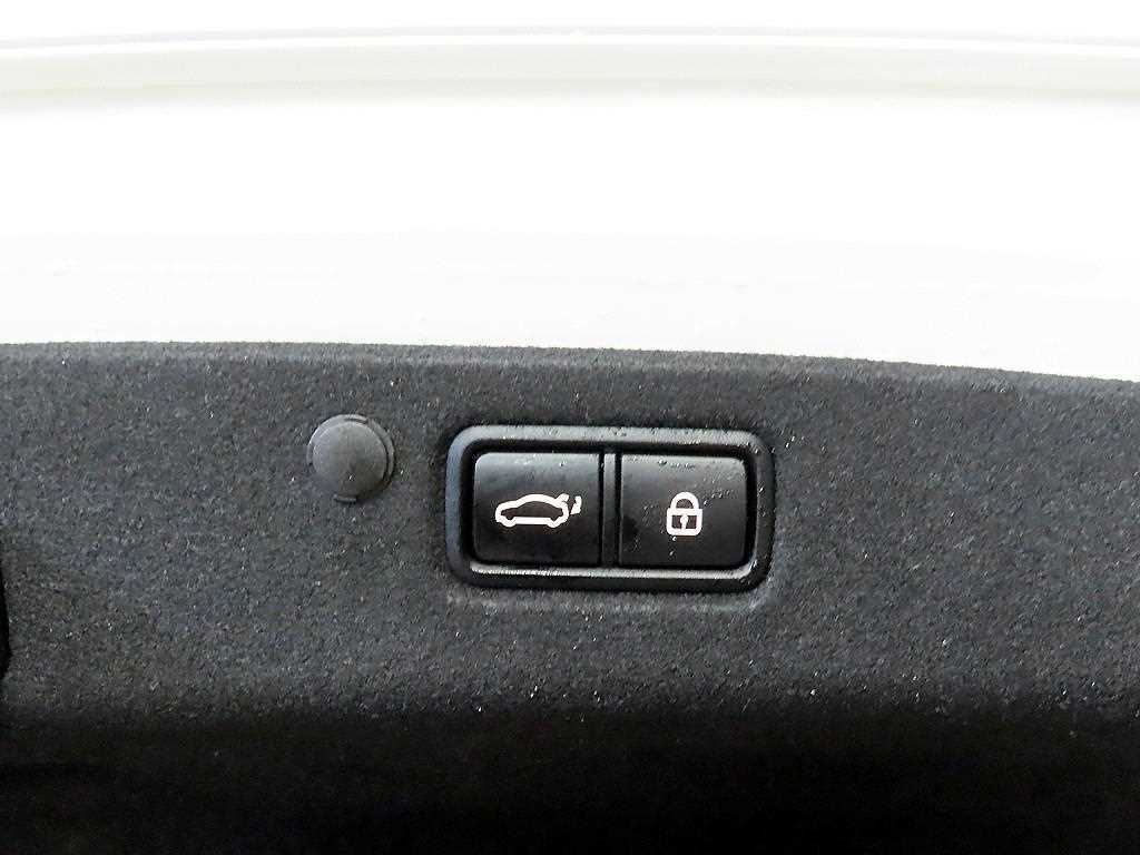 HYUNDAI Grandeur 2022 Blanco - Importación desde Corea - HF Imports Iquique - Foto 15