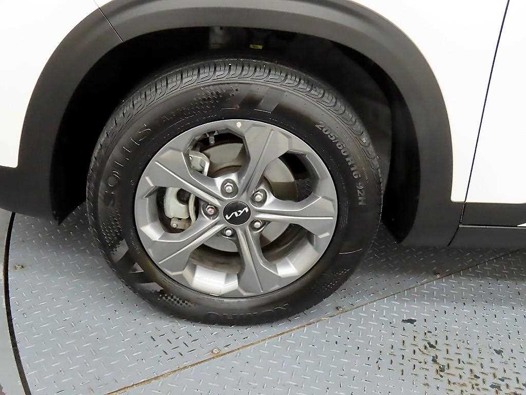 KIA Seltos 2025 Blanco - Importación desde Corea - HF Imports Iquique - Foto 20