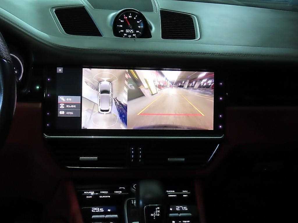 Porsche Cayenne - Vista 10