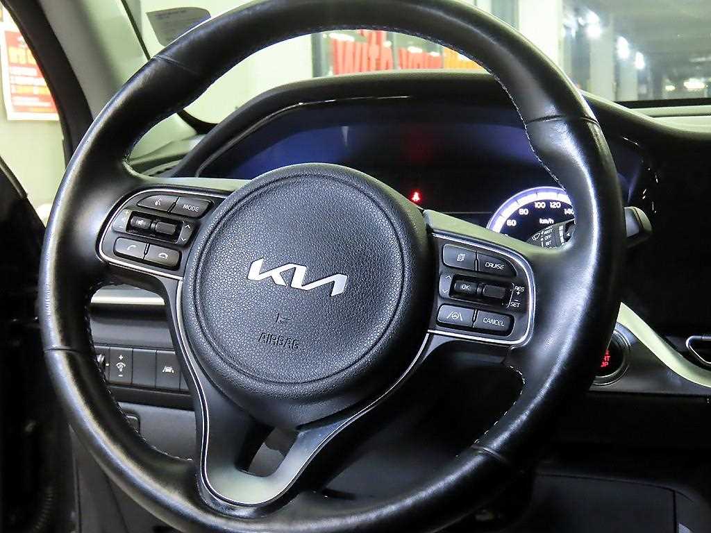 KIA Niro - Vista 8