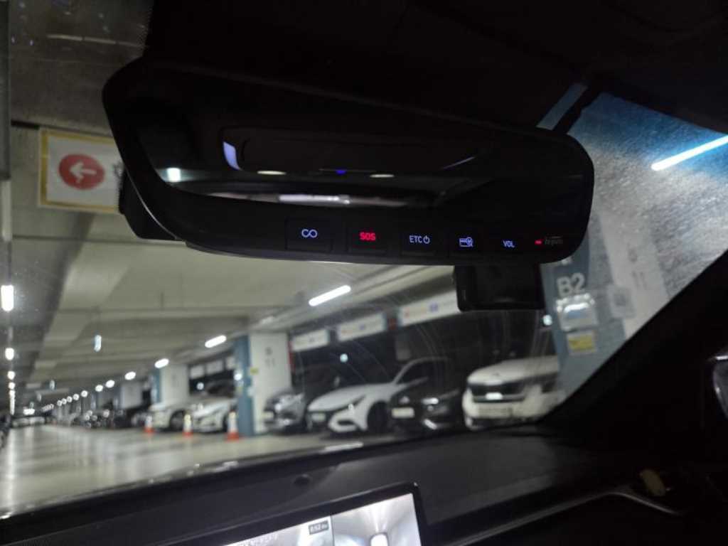 Genesis G70 - Vista 12