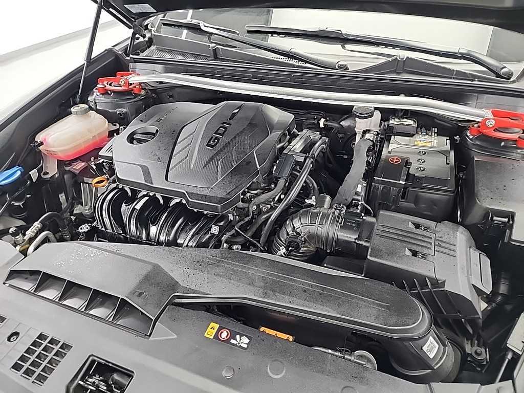 HYUNDAI Grandeur - Vista 5