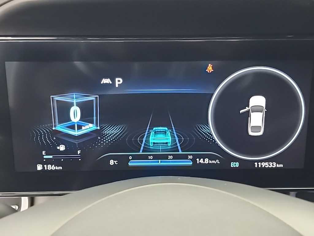 HYUNDAI Avante - Vista 6