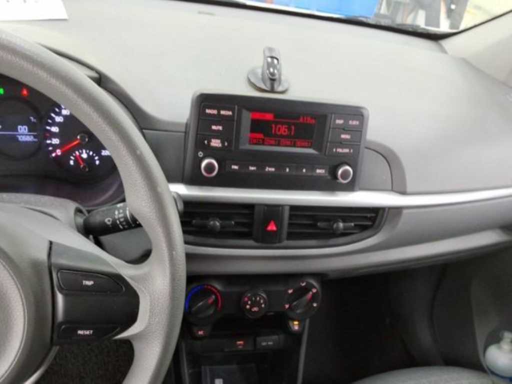 KIA Morning - Vista 5