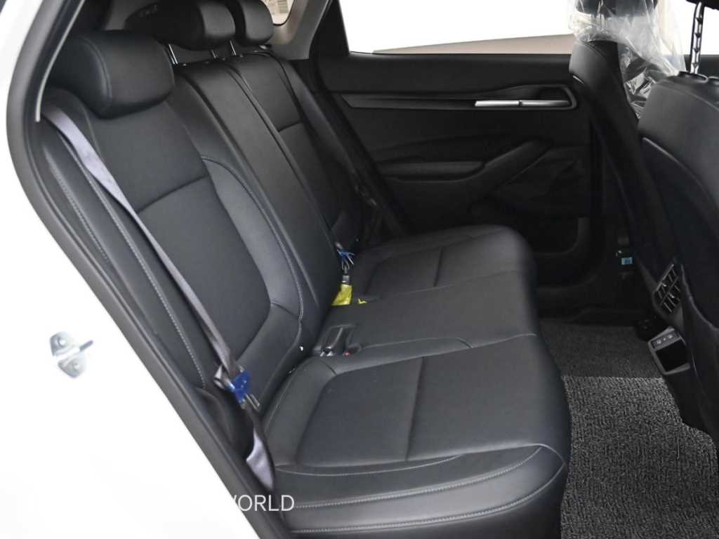 KIA Seltos - Vista 12