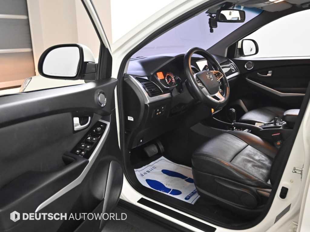 Ssangyong Korando - Vista 11