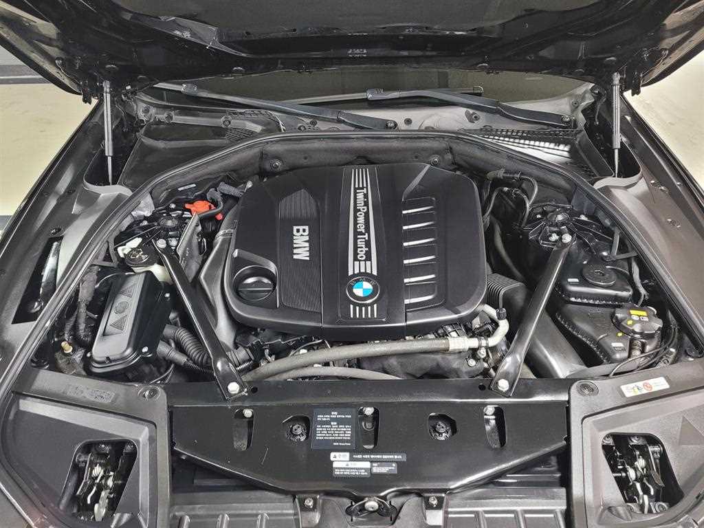 BMW 5 Series 2016 Negro - Importación desde Corea - HF Imports Iquique - Foto 20