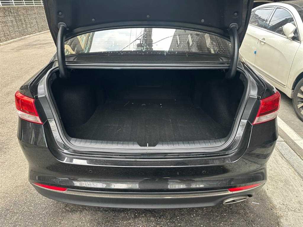 KIA K5 2017 Negro - Importación desde Corea - HF Imports Iquique - Foto 13