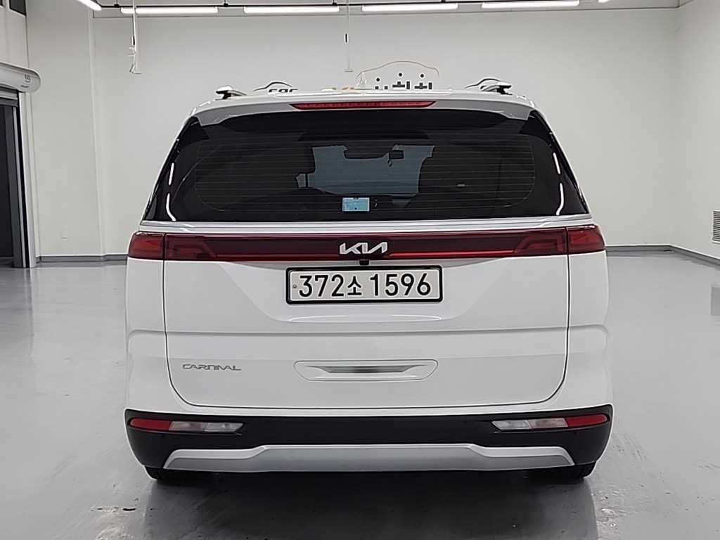 KIA Carnival - Vista 3