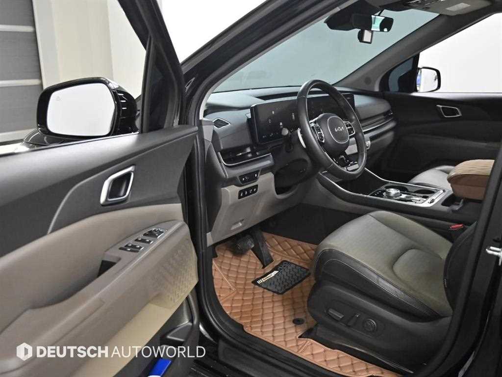 KIA Carnival - Vista 11