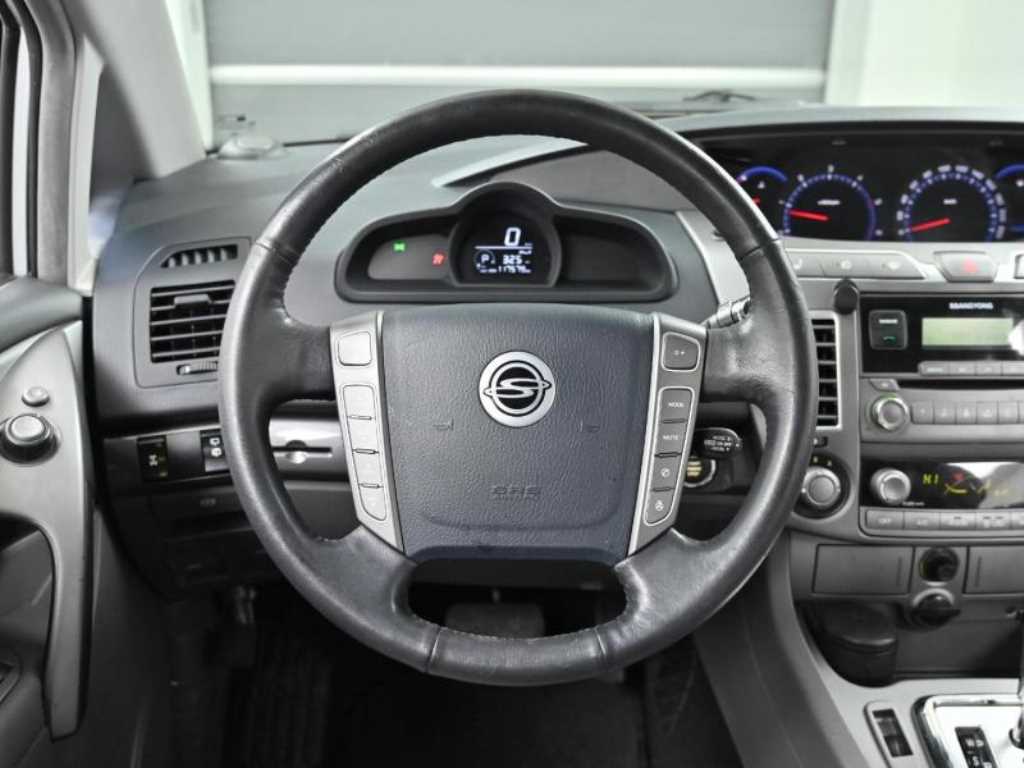 Ssangyong Korando 2014 Plateado - Importación desde Corea - HF Imports Iquique - Foto 13