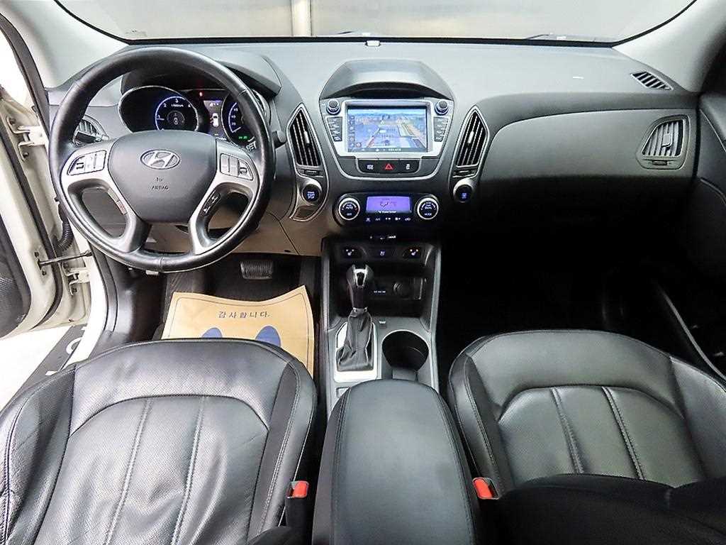 HYUNDAI Tucson - Vista 7