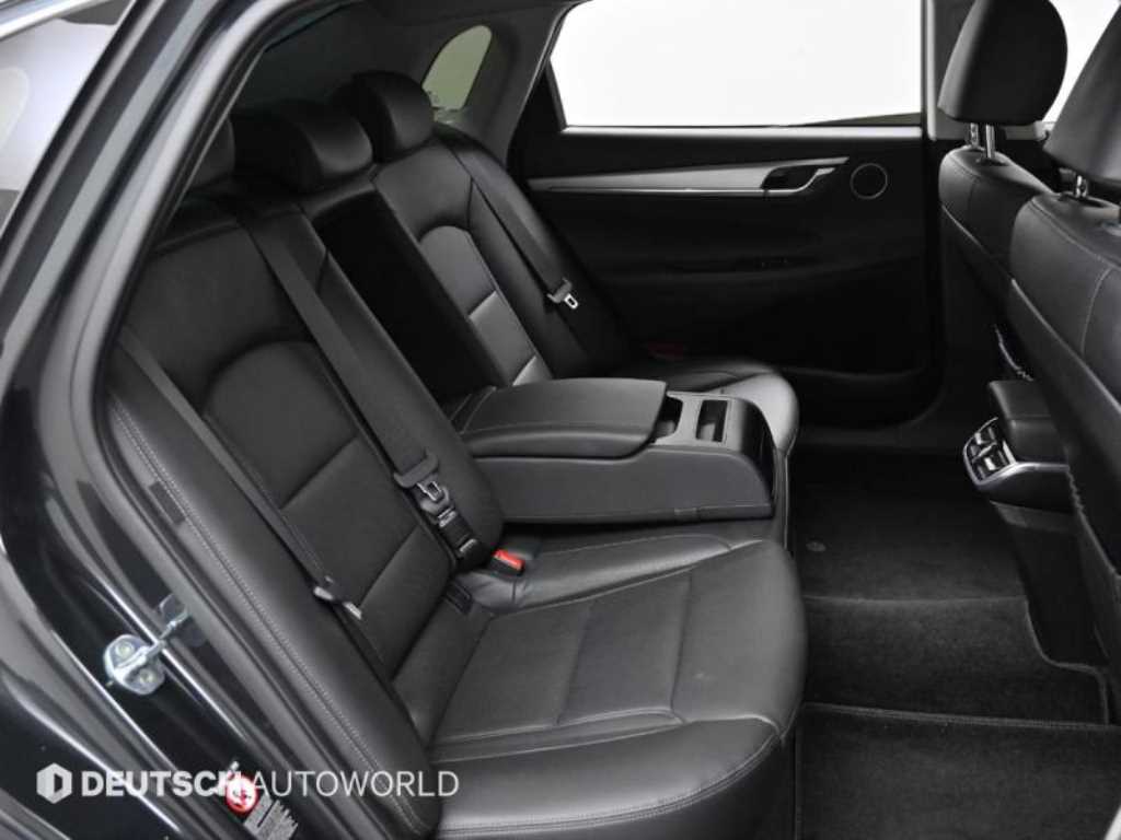 HYUNDAI Grandeur - Vista 12