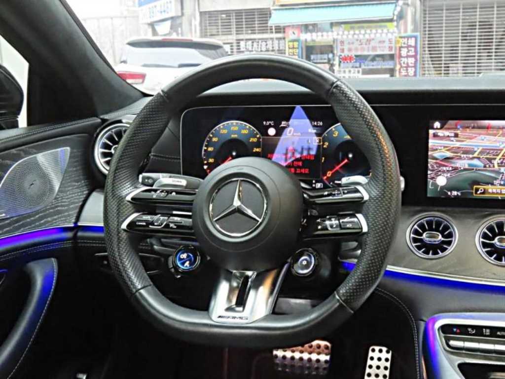 Mercedes Benz AMG GT 2023 Negro - Importación desde Corea - HF Imports Iquique - Foto 16