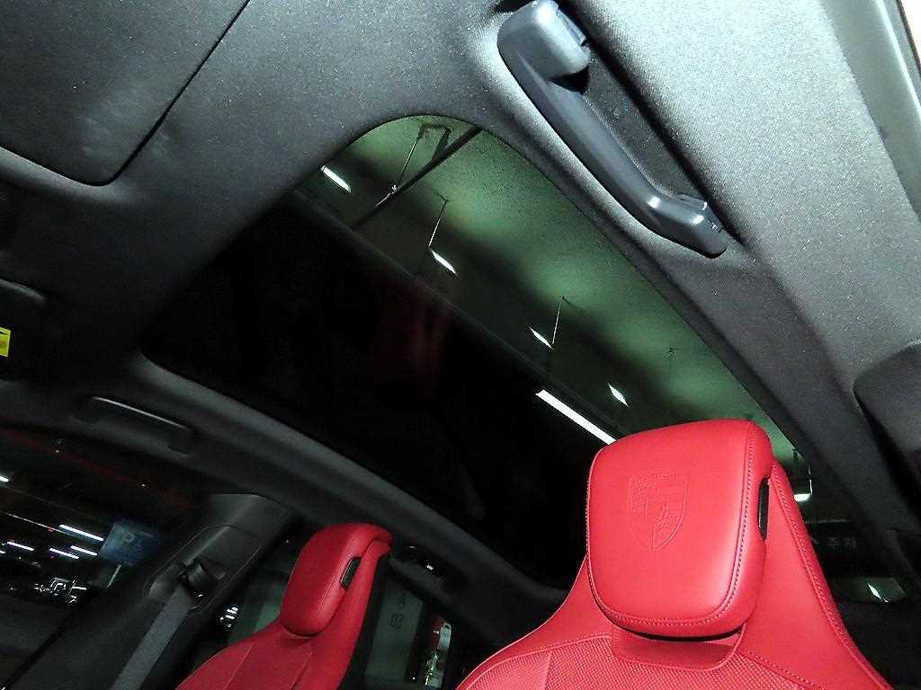 Porsche Taycan 2022 Blanco - Importación desde Corea - HF Imports Iquique - Foto 16