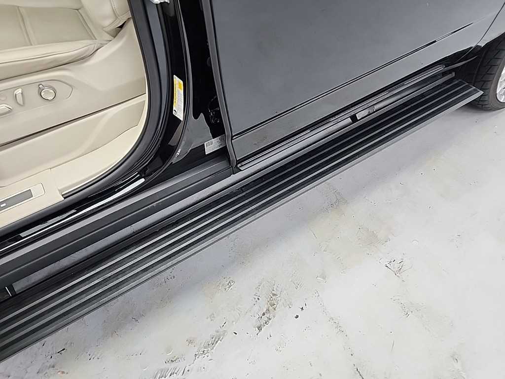 Cadillac Escalade - Vista 12