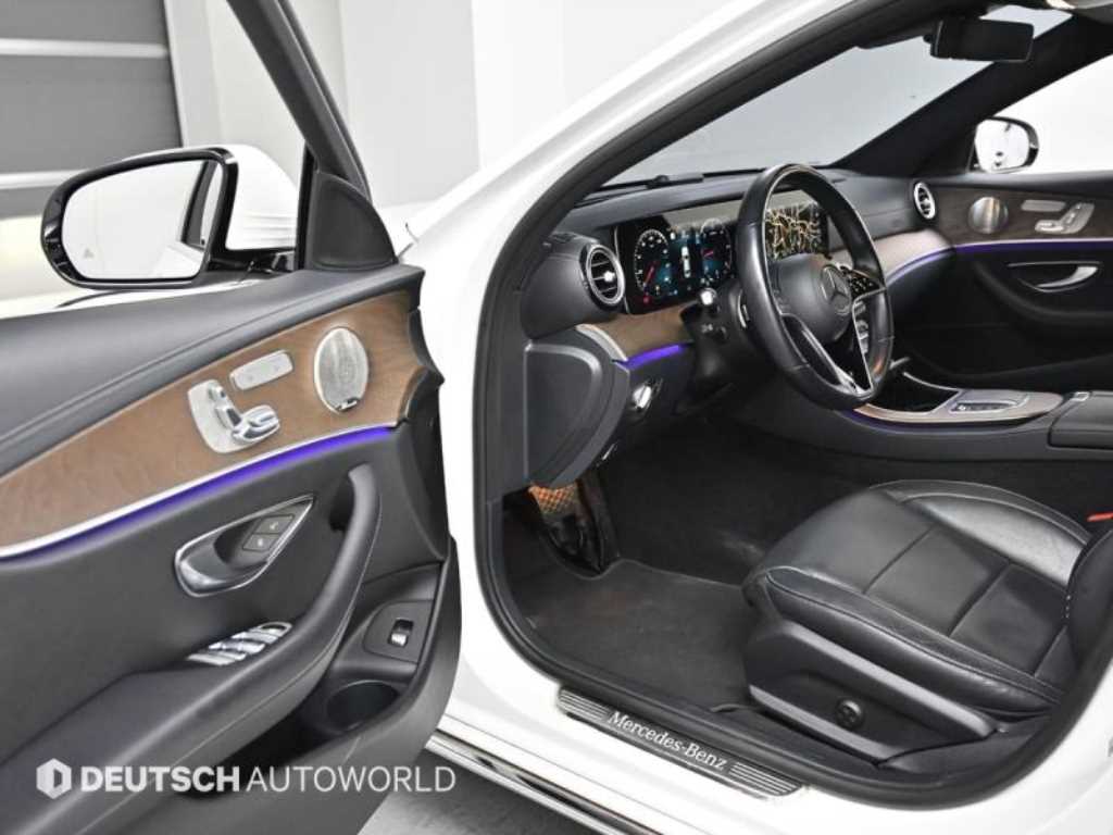 Mercedes Benz E class - Vista 11