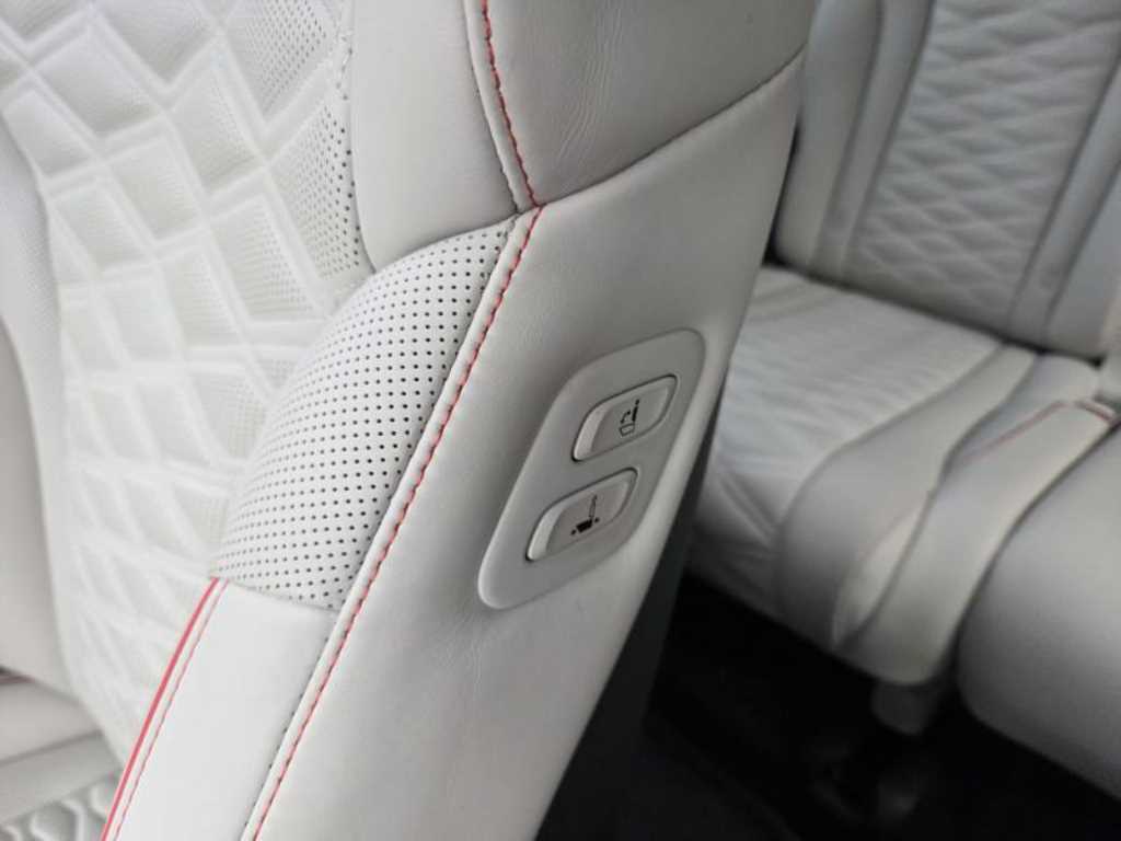 Genesis GV80 - Vista 11