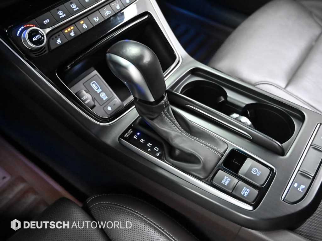 HYUNDAI Grandeur - Vista 9