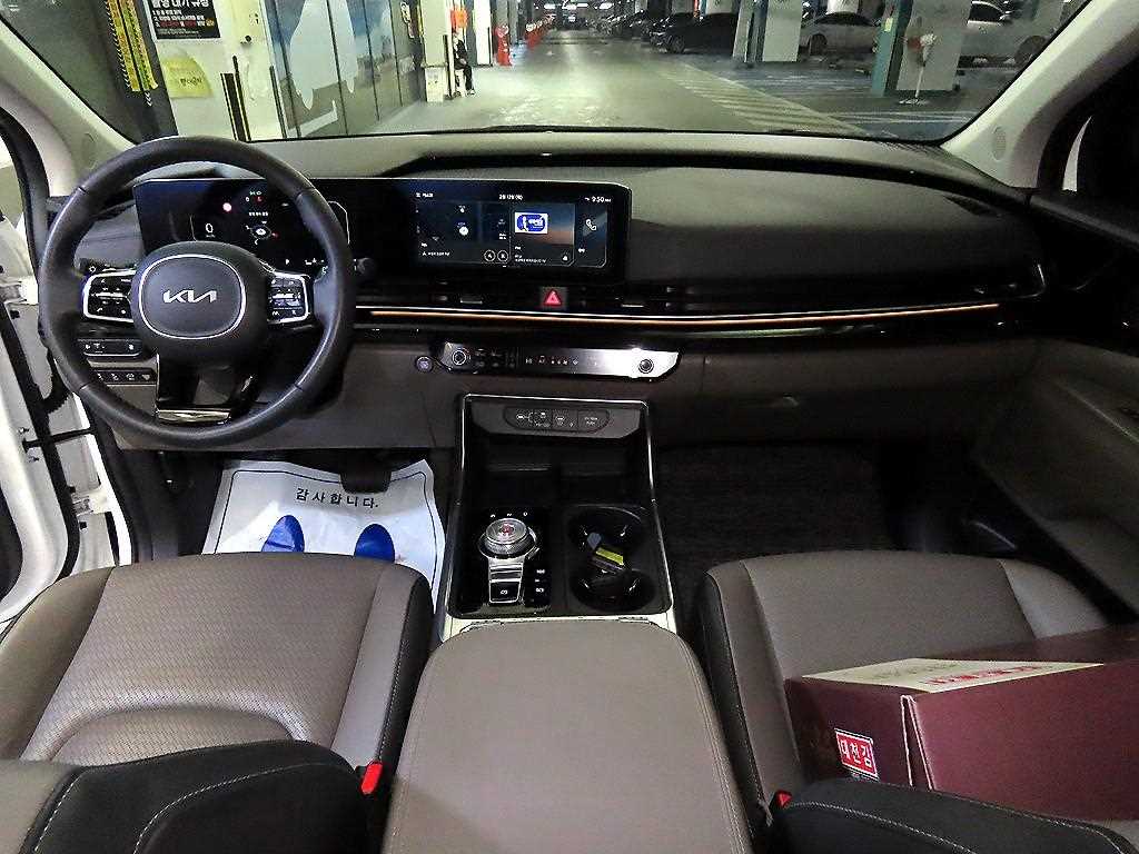KIA Carnival - Vista 10