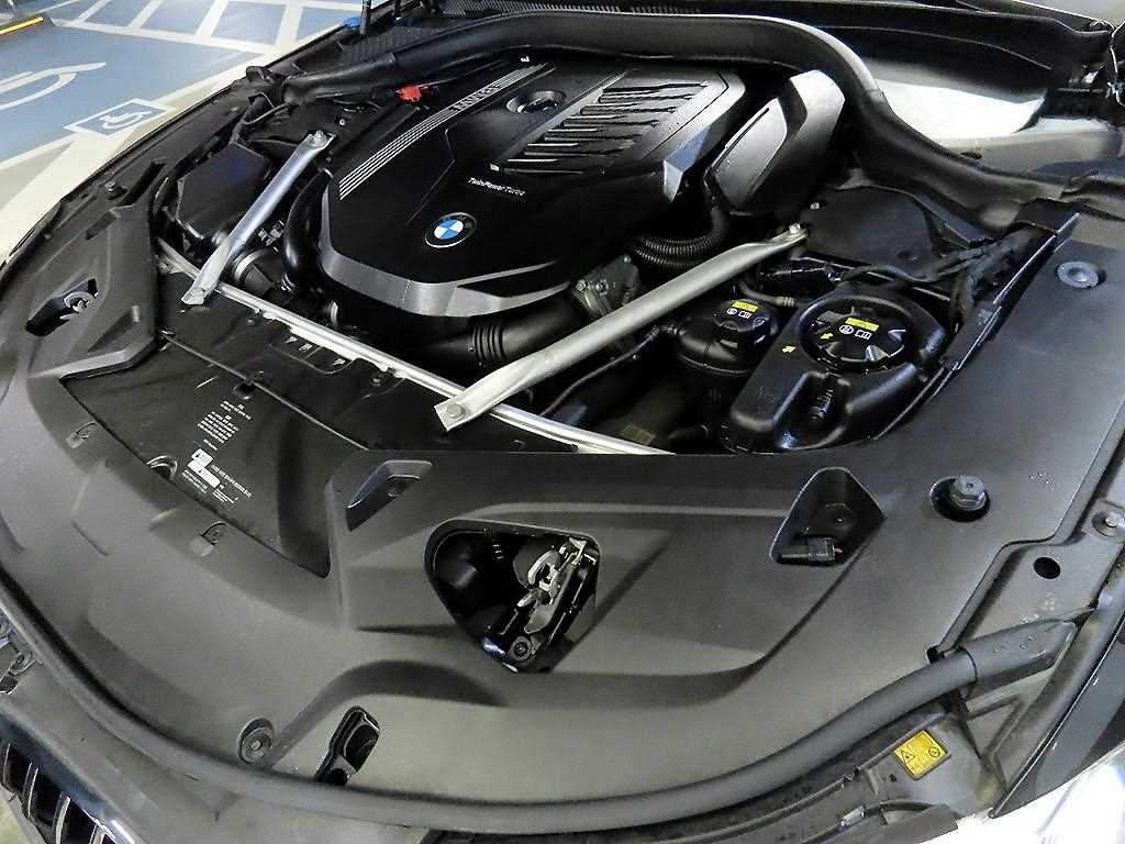 BMW 8 Series 2021 Negro - Importación desde Corea - HF Imports Iquique - Foto 19