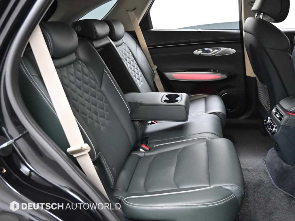 Genesis GV70 - Vista 12